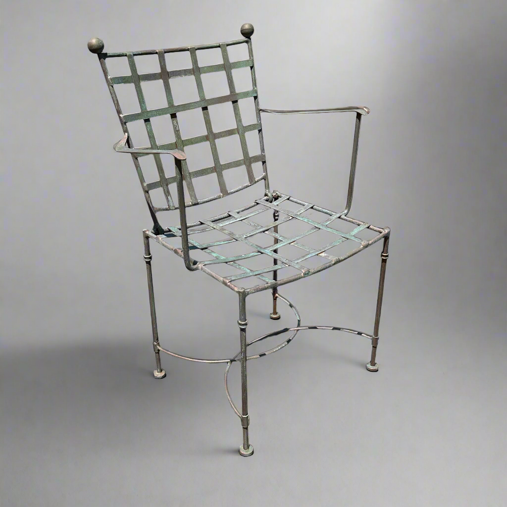 The Etzio Collection